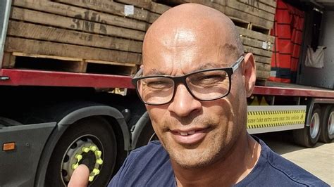 Tributes paid to boxer Jules Bevis who died at Norwich charity event .